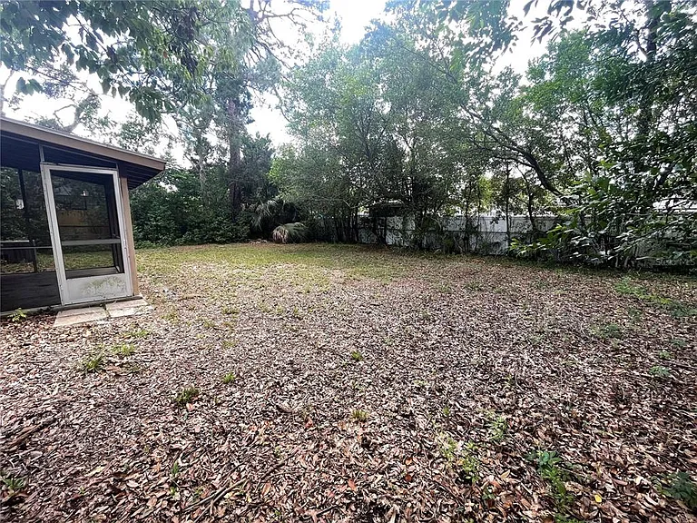 1324 Whitewood Dr — Photo 14
