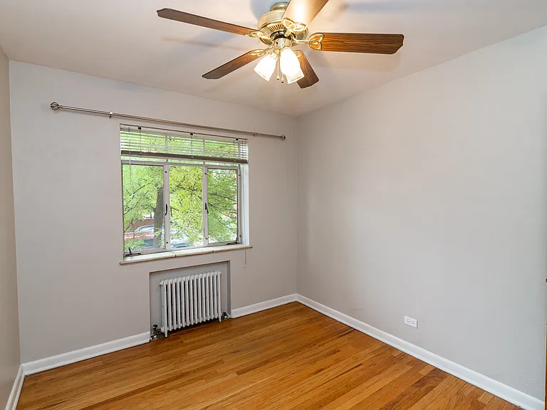 1283 Elizabeth St — Photo 19