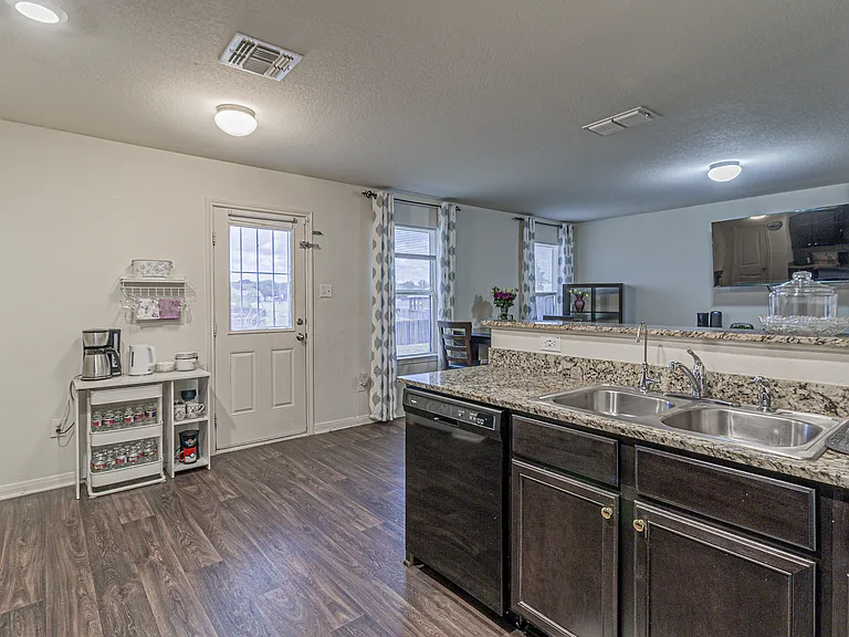 2831 Lavender Mdw — Photo 10
