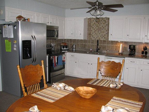 3rd image of 8501 Larkspur Ave