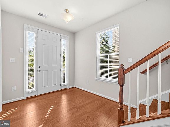 4th image of 2891 Findley Rd