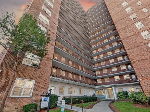 97-40 62nd Drive #1F, Rego Park, NY 11374
