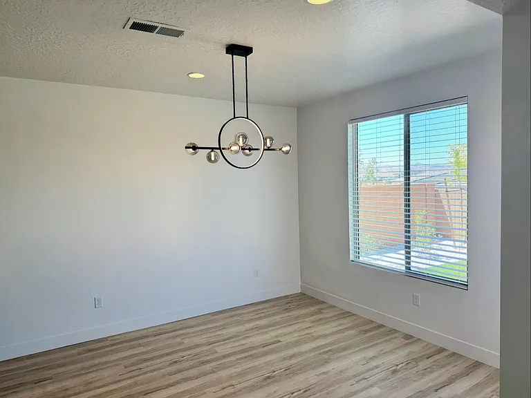 3555 E Bristlecone Way — Photo 5