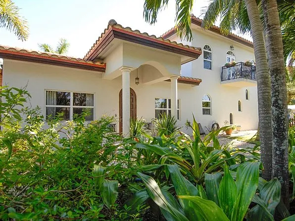 1801 NE 4th St, Pompano Beach, FL 33060
