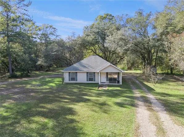 73123 Buds Ln, Covington, LA 70433
