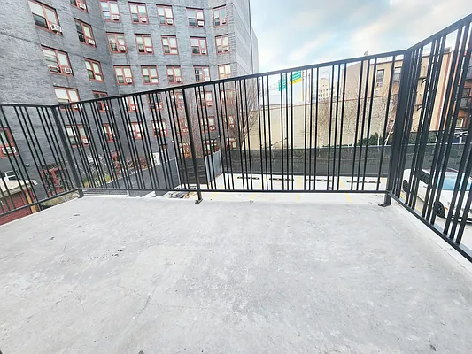 Rented by RELEASE NY | media 17