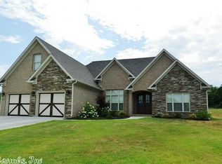 315 Hallelujah Dr, Conway, AR 72034