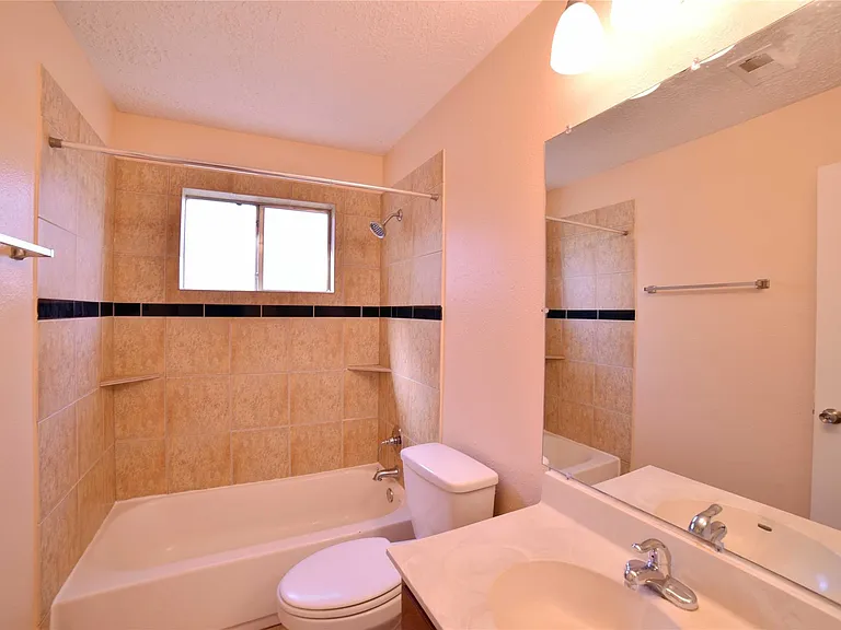 470 Buoy Rd — Photo 12