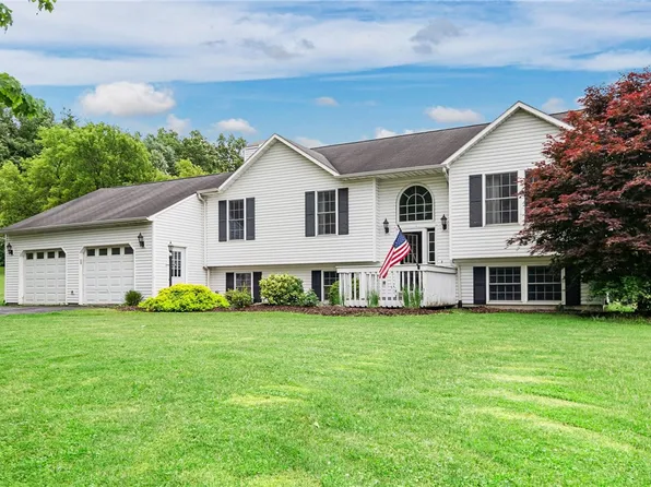 28 Glenside Dr, Moravia, NY 13118