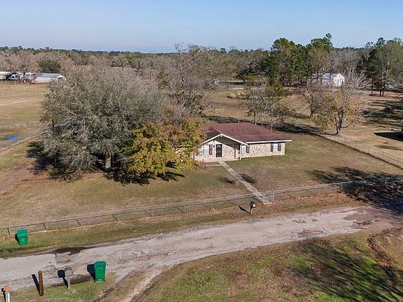 3rd image of 956 Lightfoot Rd