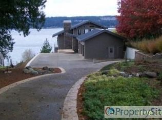 1767 NW Flatrock Rd, Bremerton, WA 98311