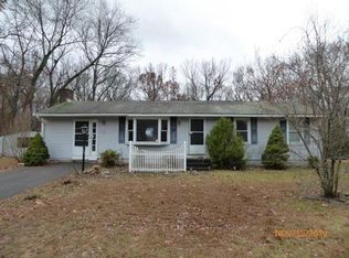 149 Old Lyman Rd, South Hadley, MA 01075