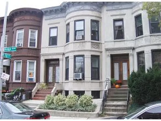 Sold by Calabrese Real Estate | media 2