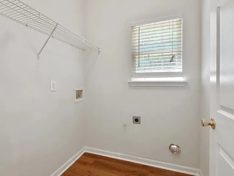 1947 Oakbluff Dr — Photo 19
