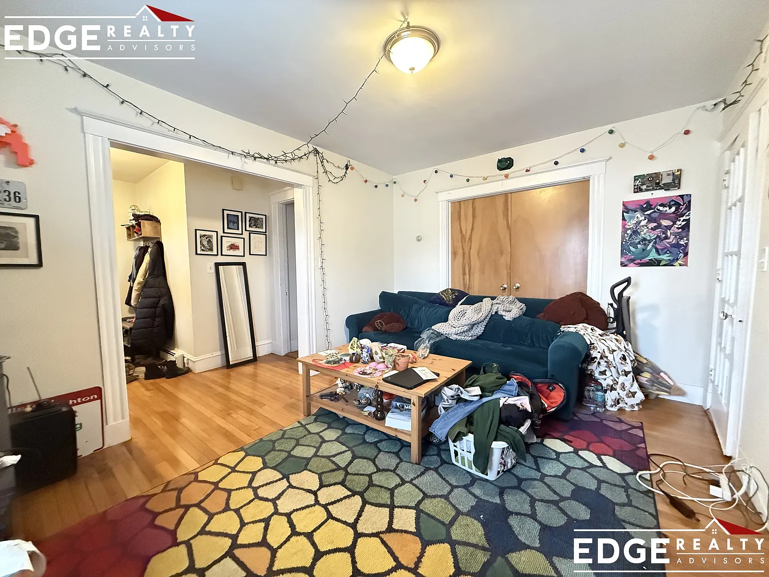 3 bed, 1200 sqft, $3,400 — Photo 3