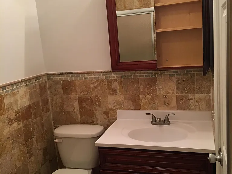 28 Leonard St #2 — Photo 9