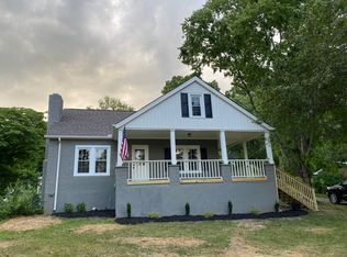 318 Ridgeview Dr, Clinton, TN 37716