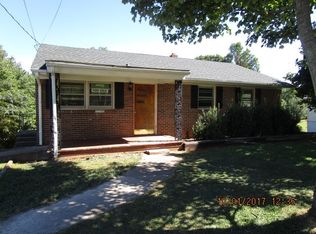 140 Tripple Creek Rd, Rocky Mount, VA 24151
