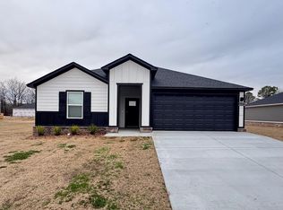 6437 Newark Dr, Alexander, AR 72002