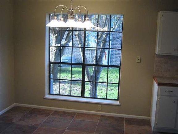 4th image of 3669 Briar Creek Dr