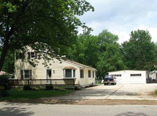 7980 Lighthouse Rd, Monroe, MI 48161