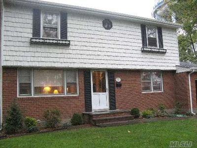 100 Adams Ave, Bethpage, NY, 11714