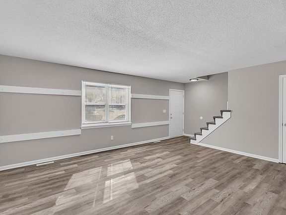 2nd image of 218 E Hargis St #B
