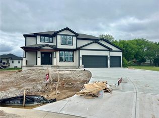 23814 W 59th St, Shawnee, KS 66226