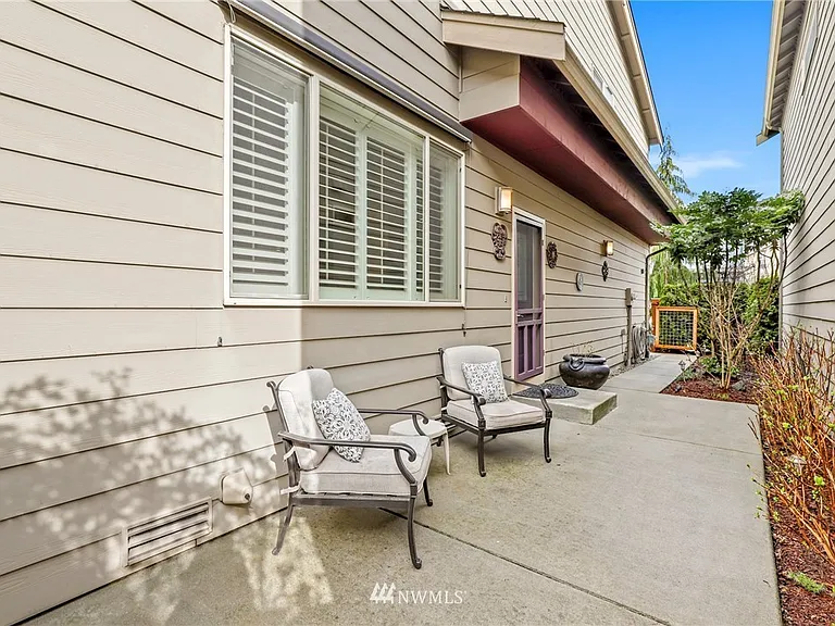 1326 158th Pl SW — Photo 32