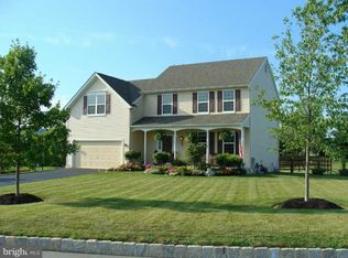 102 Everett Ct, Parkesburg, PA 19365