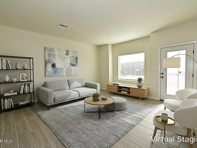 902 Bromyard Dr — Photo 13