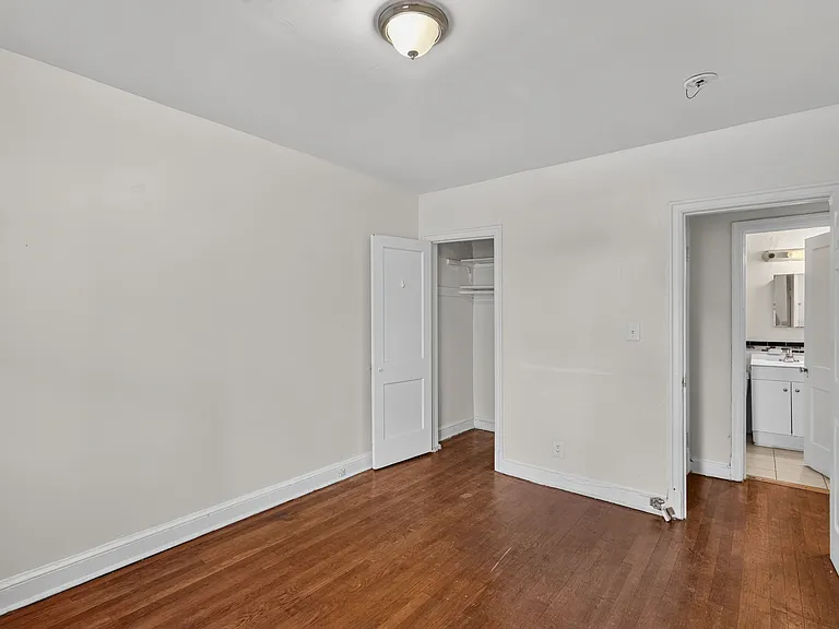 4804 3rd St NW #4 — Photo 9
