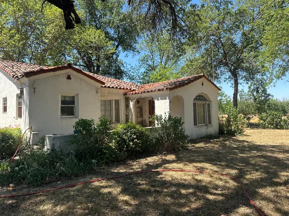 5721 E Riverdale Ave, Laton, CA 93242