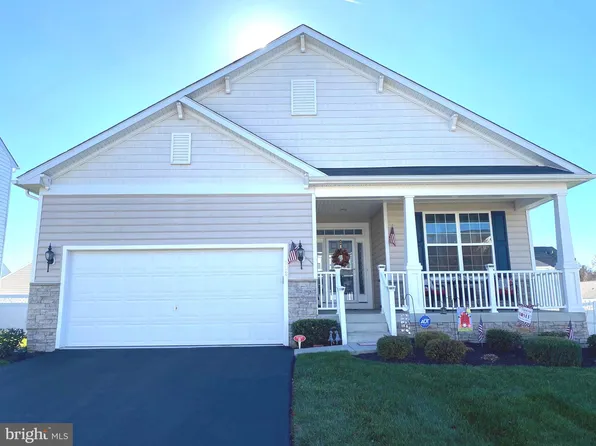 102 Overbrook Rd, Ranson, WV 25438
