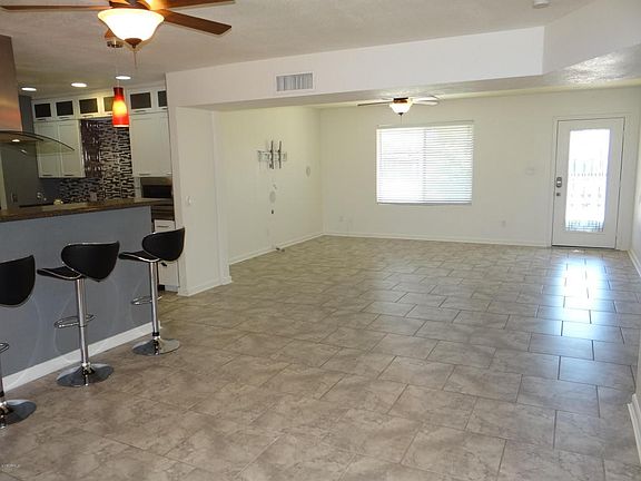 5th image of 1260 E Avenida Fresca