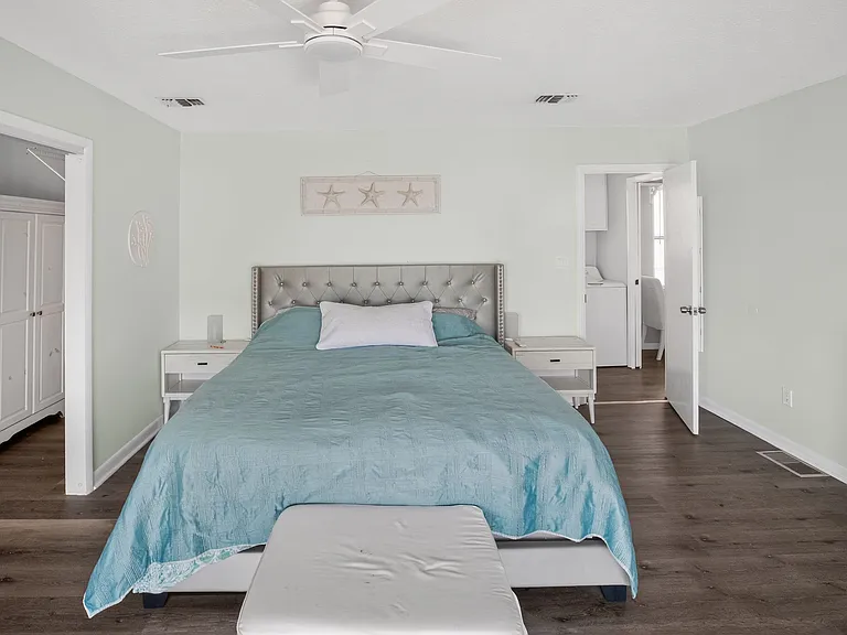 216 Rose Ln #A — Photo 3