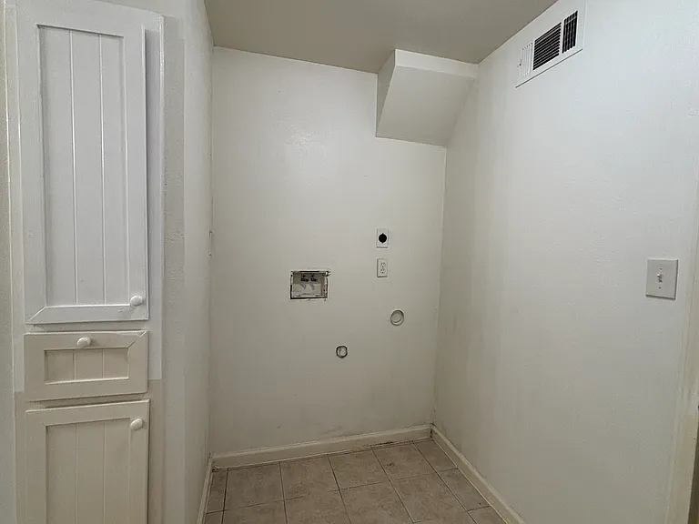 222 E Phillips Rd #3 — Photo 8