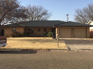 1607 Jefferson St, Plainview, TX 79072