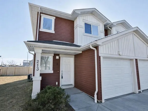 213 N Silkstone Rd W #8, Lethbridge, AB T1J 4J9