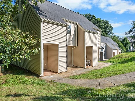 3rd image of 9149 Spyglass Pl