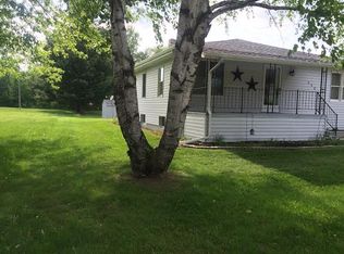 536 Rhodes St, Pinconning, MI 48650