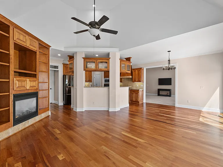 3902 NE Cadbury Ave — Photo 30