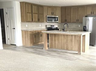 6873 Eagle St, Whitmore Lake, MI 48189