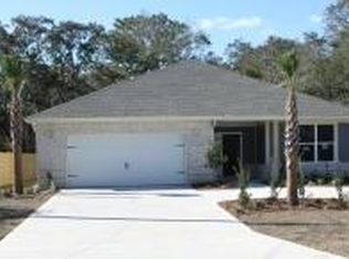 29 4th St, Shalimar, FL 32579