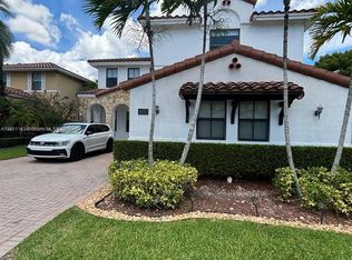 9713 NW 8th Ter, Miami, FL 33172