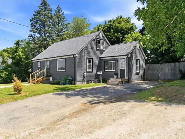 80 Barrett Ave, North Providence, RI 02904