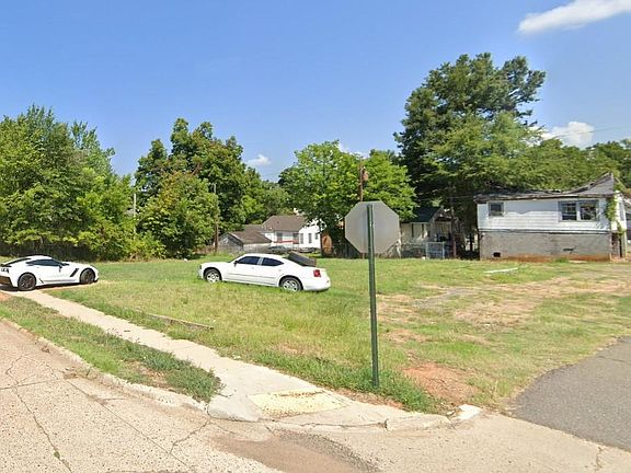 4th image of 3206 Stonewall St