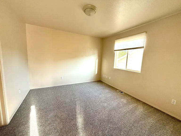 1150 Scarlet Oak Dr — Photo 8