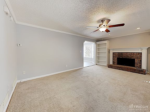 4th image of 534 Stratford Dr