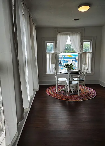 204 Lexington St #4 Photo 1